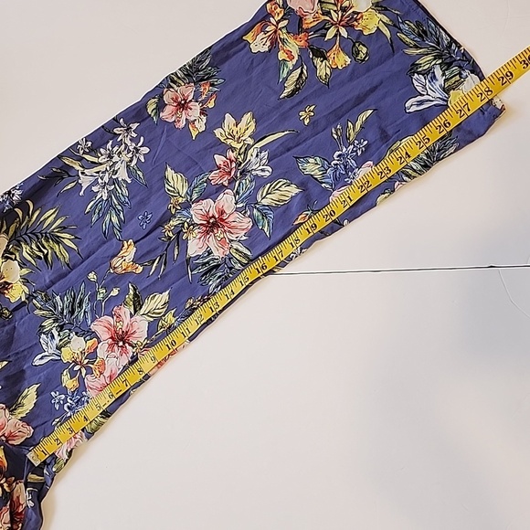 Floral Strapless Jumpsuit Size M      Anti-Slip Band & Cinched Waist - Picture 13 of 13